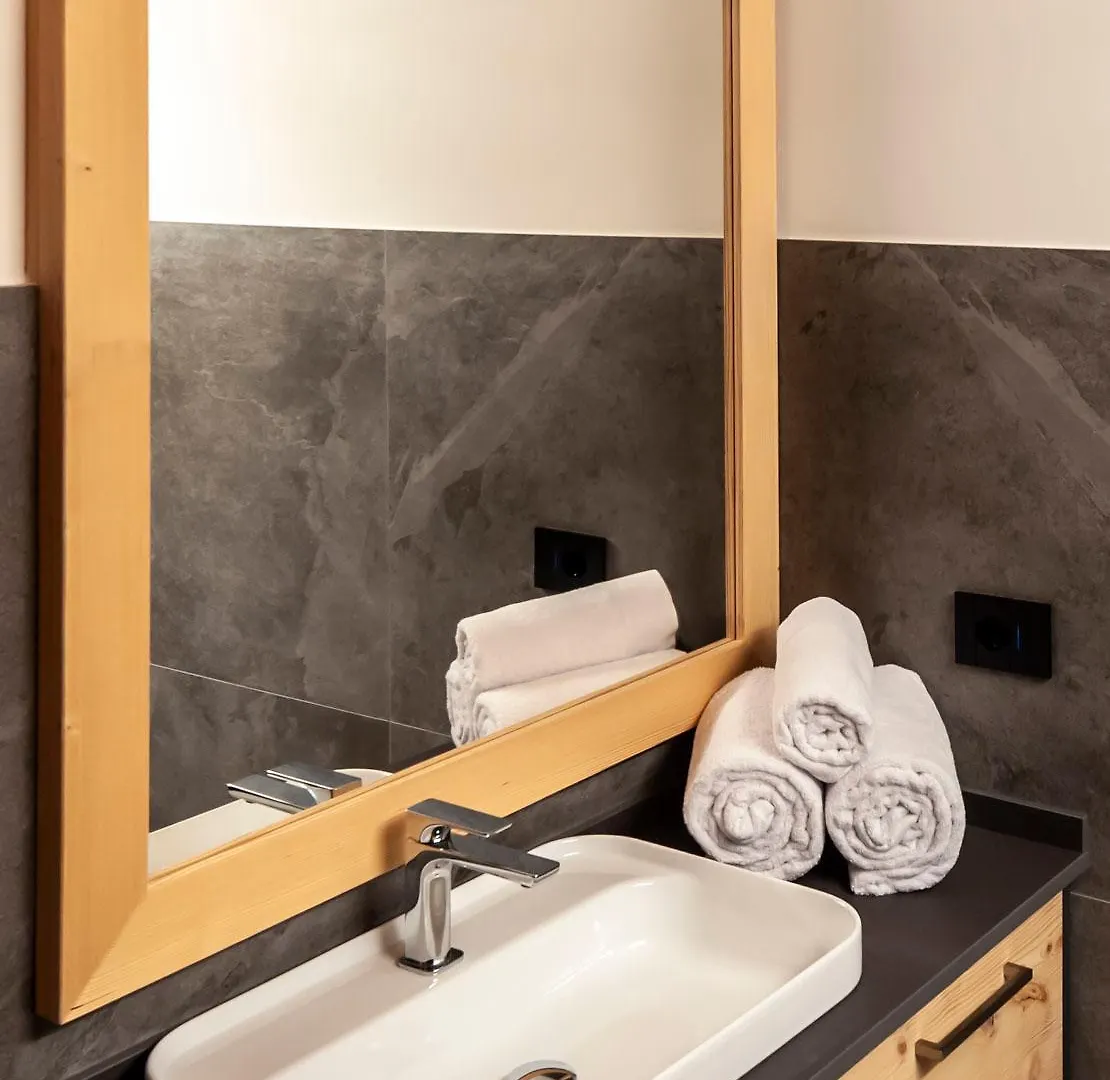 Antico Borgo Palue Apartment Sottoguda 0*,  Italy